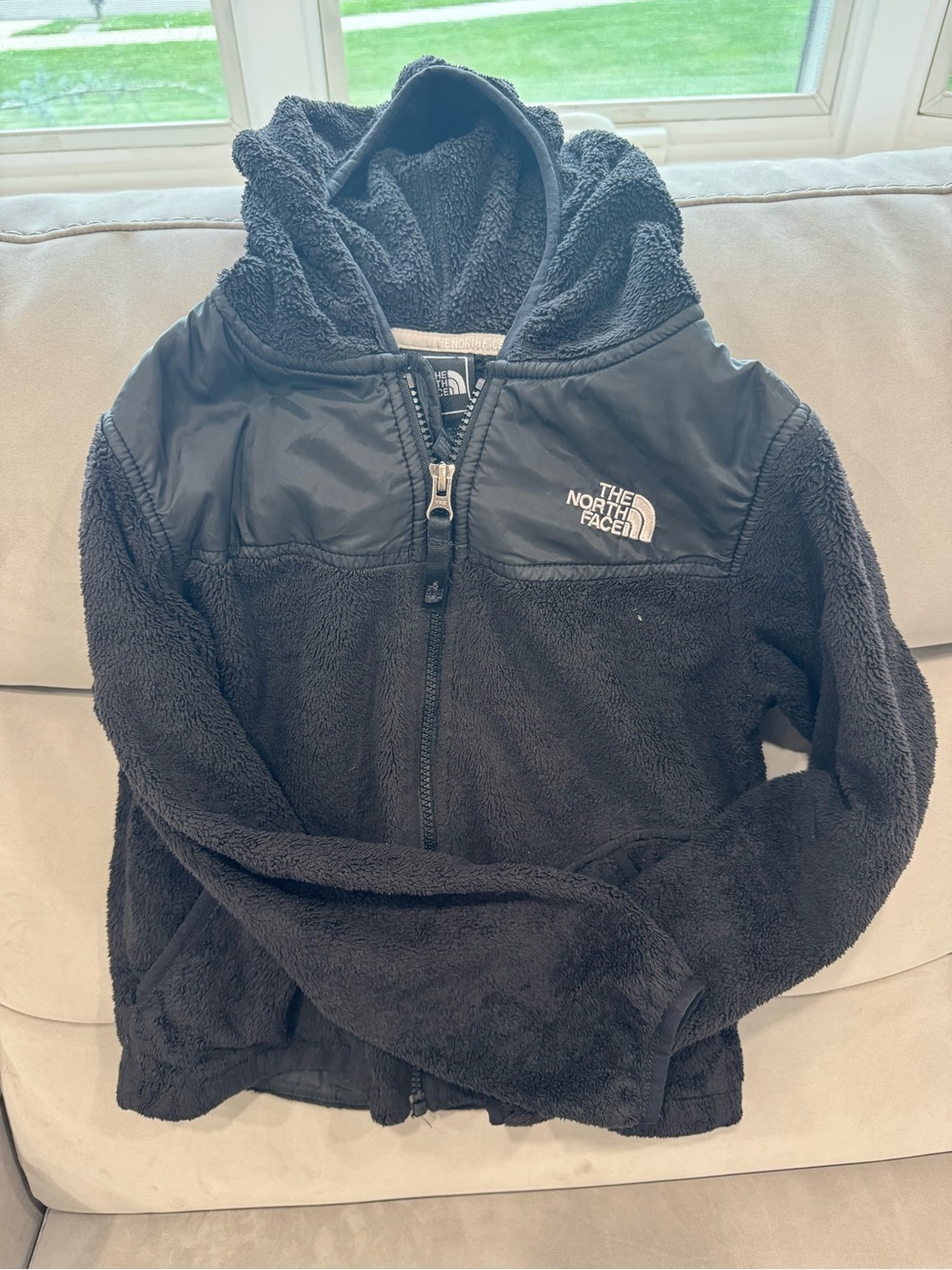 The North Face Black Kids Hooded Fleece Jacket